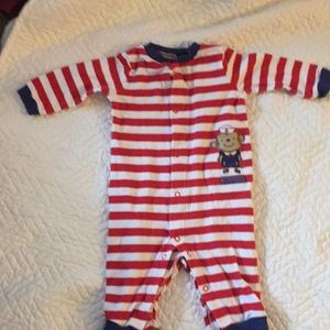Carter's Onesie 9m